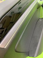 Volkswagen / Touareg / Обшивка двери
