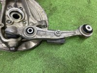 BMW / X5 / Кулак поворотный