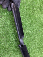 Audi / Q7 / Уплотнитель стекла двери