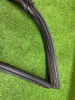 Audi / A5 / Уплотнитель двери