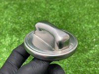 Mercedes-Benz / 190e / Крышка лючка бензобака