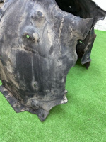 Audi / Q8 / Подкрылок