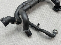 Volkswagen / Touareg / Патрубок радиатора