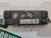 Audi / A4 / Усилитель антенны