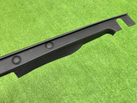 Audi / A4 / Пыльник крыла