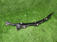 Audi / Q8 / Подкрылок