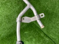 Audi / Q8 / Трубка системы охлаждения