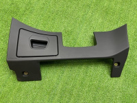 Audi / A6 / Накладка на торпедо