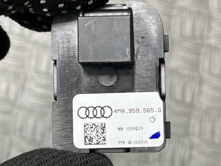 Audi / Q5 / Блок управления зеркалами