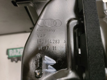 Audi / Q5 / Подлокотник