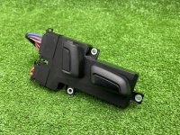 Volkswagen / Touareg / Блок управления сиденьем