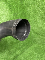 Audi / Q7 / Патрубок воздушного фильтра