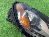 Volkswagen / Touareg / Фара