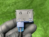 BMW / ALPINA B10 / Кнопка открытия багажника