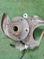 Audi / Q5 / Кулак задний