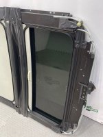 Audi / Q7 / Панорамная крыша