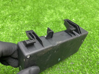 Mercedes-Benz / 190e / Клапан