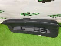 Volkswagen / Tiguan / Обшивка багажника