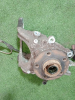 Audi / Q5 / Кулак задний