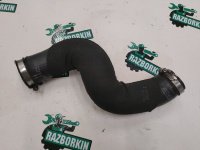 Audi / Q5 / Патрубок интеркулера