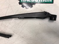 Land Rover / Range Rover Sport / Поводок заднего стеклоочистителя