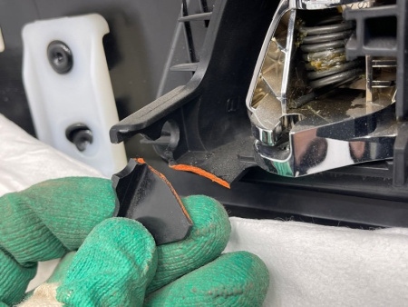 Ford / EXPLORER / Обшивка двери