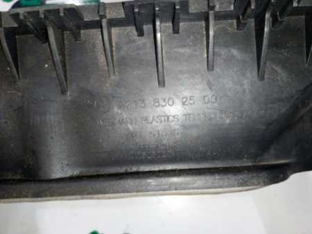 Mercedes-Benz / GLC 250d 4-matic / Воздуховод