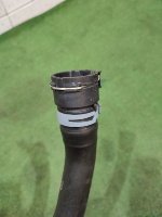 Audi / Q5 / Патрубок радиатора