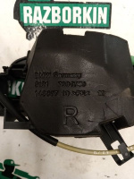 BMW / X3 / Кронштейн ручки двери