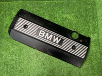BMW / ALPINA B10 / Декоративная крышка двигателя