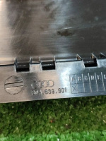 Audi / Q5 / Молдинг двери