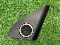 Audi / Q5 / Накладка динамика