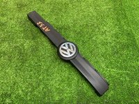 Volkswagen / Touareg / Декоративная крышка двигателя