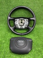 Audi / s8 / Руль