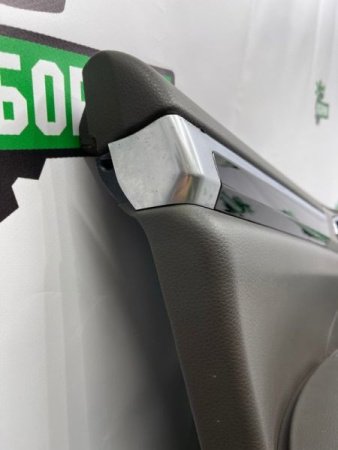 Porsche / Cayenne / Обшивка двери