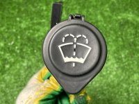 BMW / ALPINA B10 / Горловина бачка стеклоомывателя