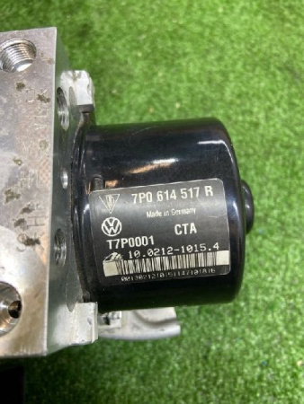 Volkswagen / Touareg / Блок ABS