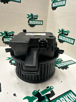 Audi / Q5 / Мотор печки