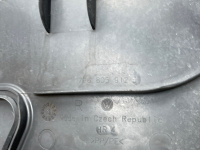 Volkswagen / Touareg / Подкрылок