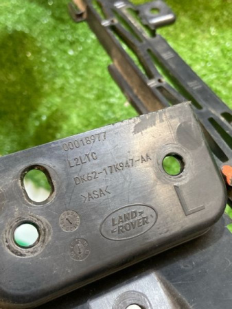 Land Rover / Range Rover Sport / Решетка противотуманки