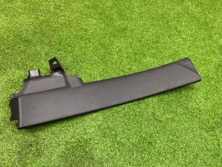 BMW / 1-Series / Накладка порога