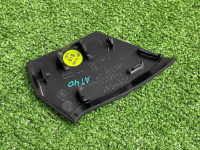 Audi / A6 / Накладка на торпедо