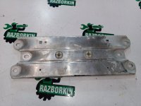 BMW / X5 / Кронштейн усилителя