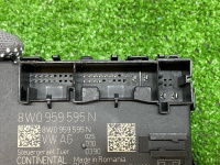 Audi / A5 / Блок управления двери