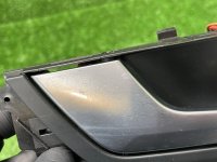 Audi / A6 / Ручка двери внутренняя