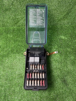 Mercedes-Benz / 190e / Блок предохранителей