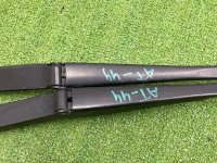 Audi / A4 / Поводок дворников