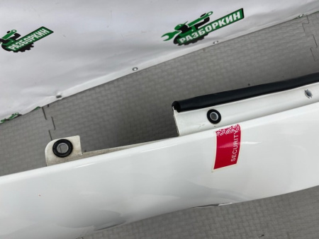 BMW / M6 / Крыло