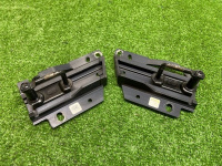 Audi / A5 / Скоба капота