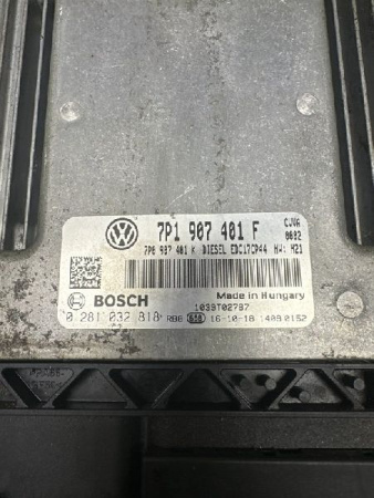 Volkswagen / Touareg / Блок управления двигателем